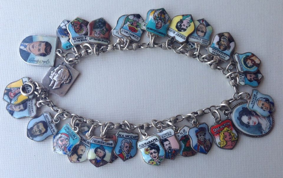 eCharmony Charm Bracelet Collection - Busts of famous People Shield Charms